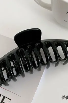 Black Claw Clip