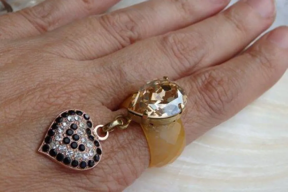 Champagne ring