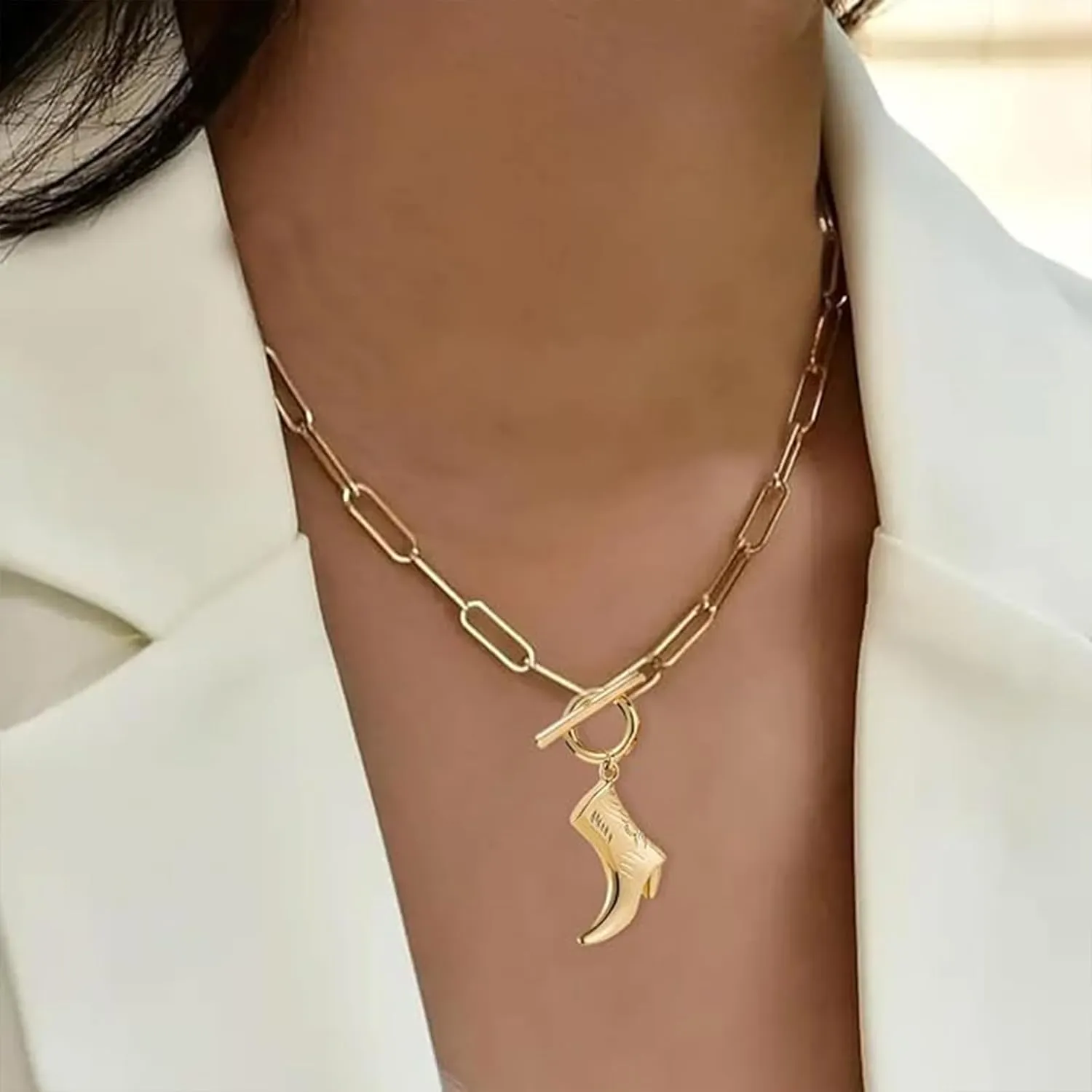 Cowboy Hat Boot Pendant Necklace for Women Layer Dainty Western Cowgirl Hat Boot Charms Chain Necklace Shell Necklace Summer Seashell Beach 18k Starfish Surfer Jewelry Gift