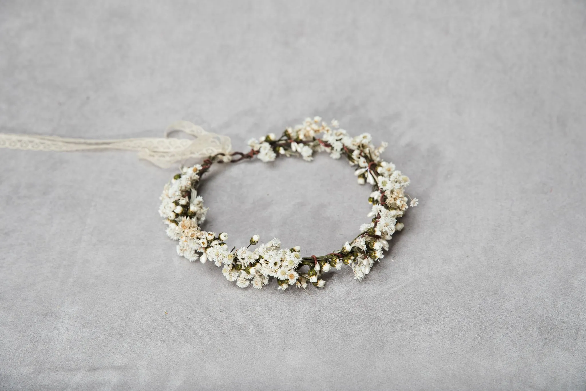 Preserved bridal hair wreath Natural dried flowers ivory hair crown Wedding beige flower wreath Flower jewellery Ivory wedding Magaela