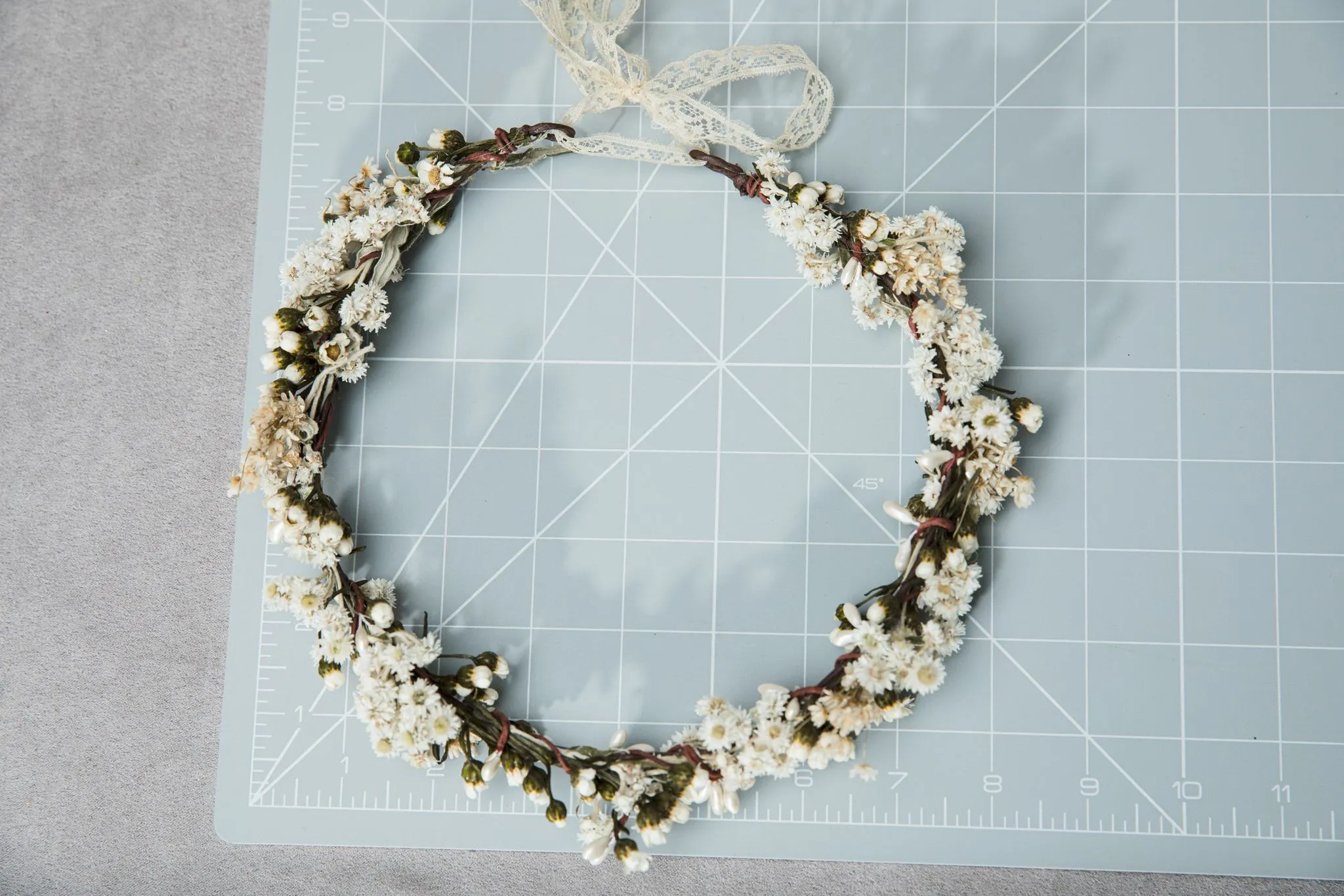 Preserved bridal hair wreath Natural dried flowers ivory hair crown Wedding beige flower wreath Flower jewellery Ivory wedding Magaela